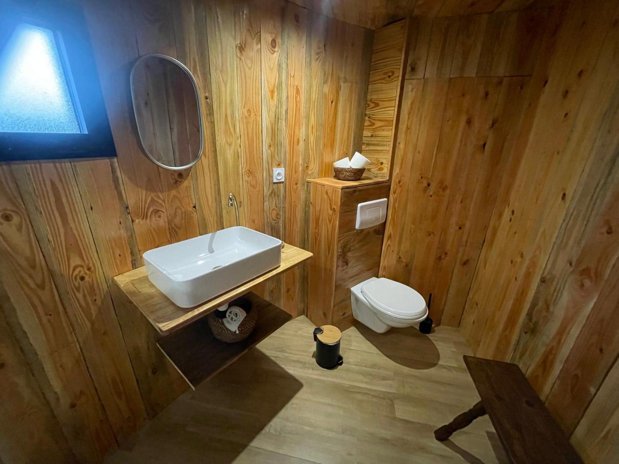 Landhaus La Tonneau - Les Pieds Dans Le Pre *